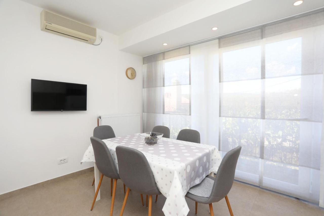 Apartment Falichi Пломин Экстерьер фото